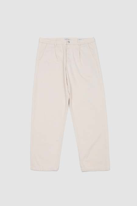 Auralee Airy Wool Viyella Easy Pants - Ivory White | Garmentory