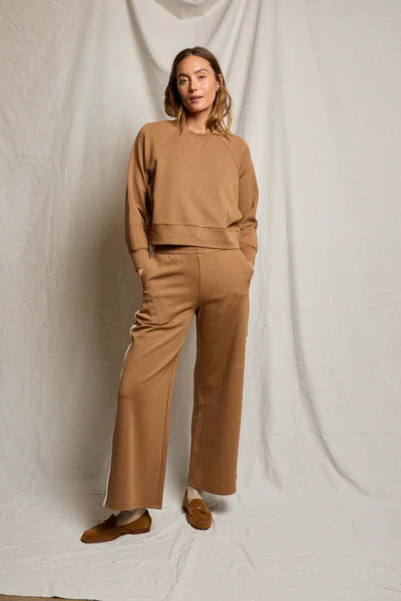 Perfect White Tee Nell Sweatshirt - Mocha