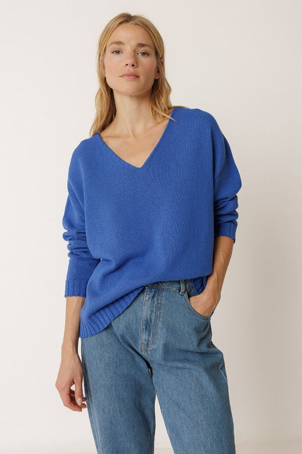 Indi & Cold Plunge Neck Sweater