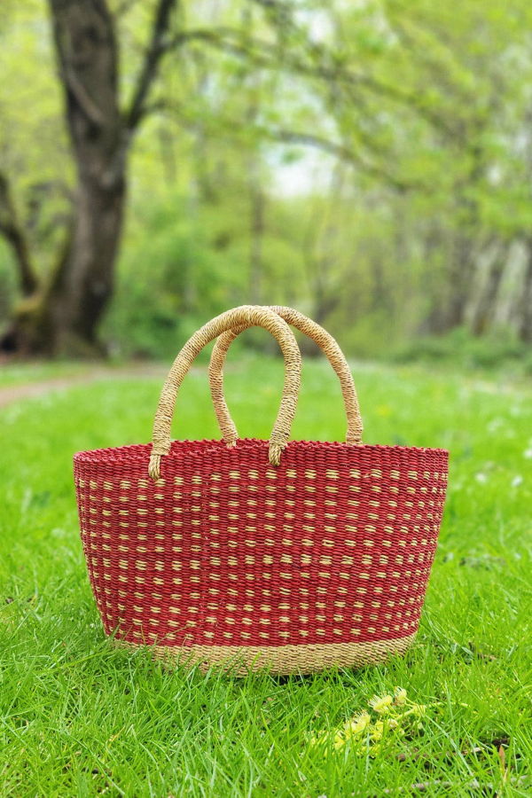 Swahili | AFRICAN MODERN Strawberry Fields Oval Grass Tote