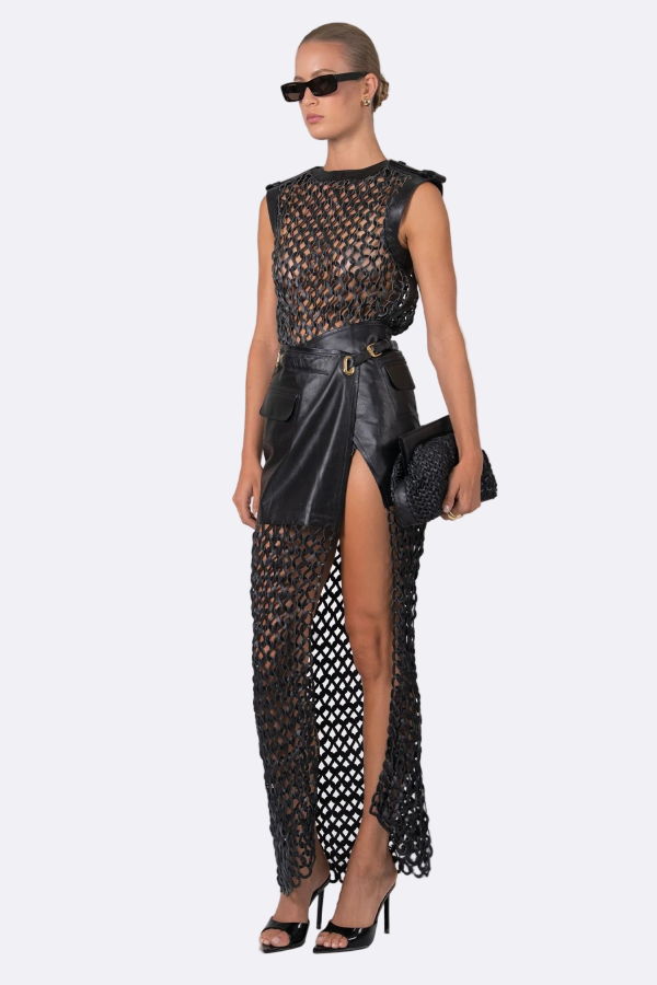 Nonchalant Label Torin Top - Black