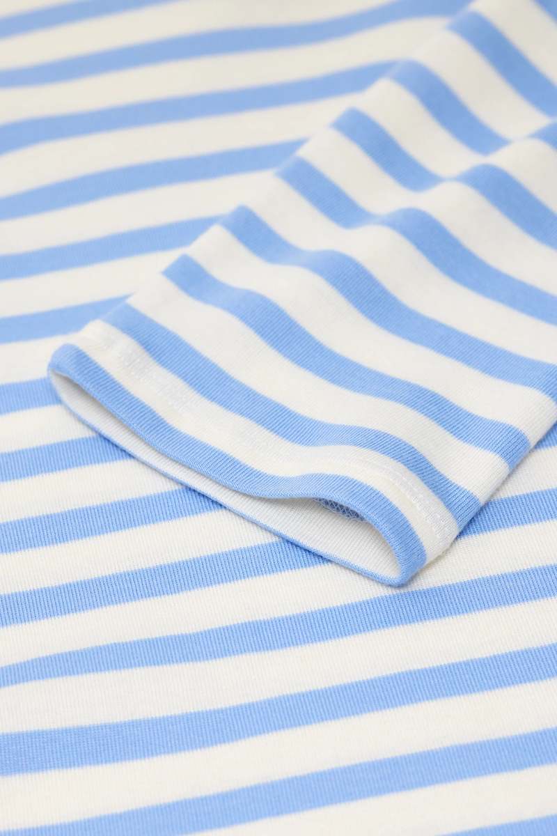 Closed Basic Long Sleeve Top - Sky Blue