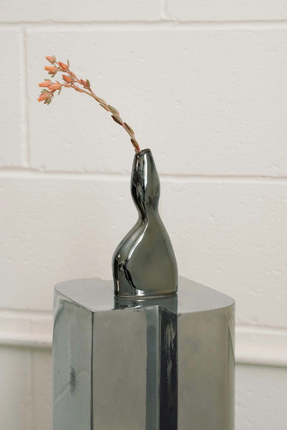 Doux Studio Ceramics Femme Vase 1 - Image 1 of 13