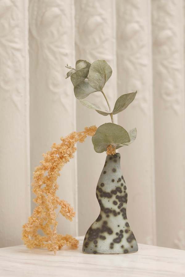 Doux Studio Ceramics Femme Vase 1