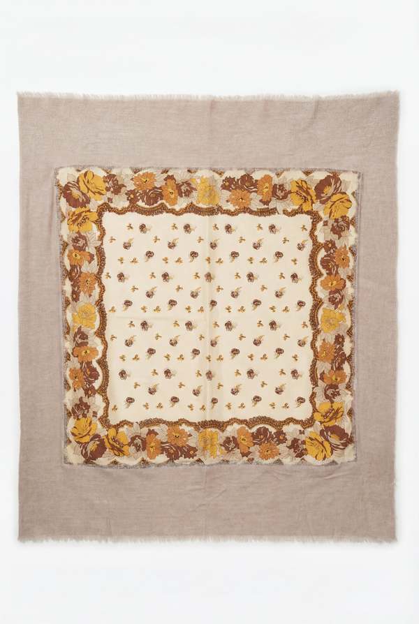 Avant Toi One Of A Kind Noce Moscata Scarf