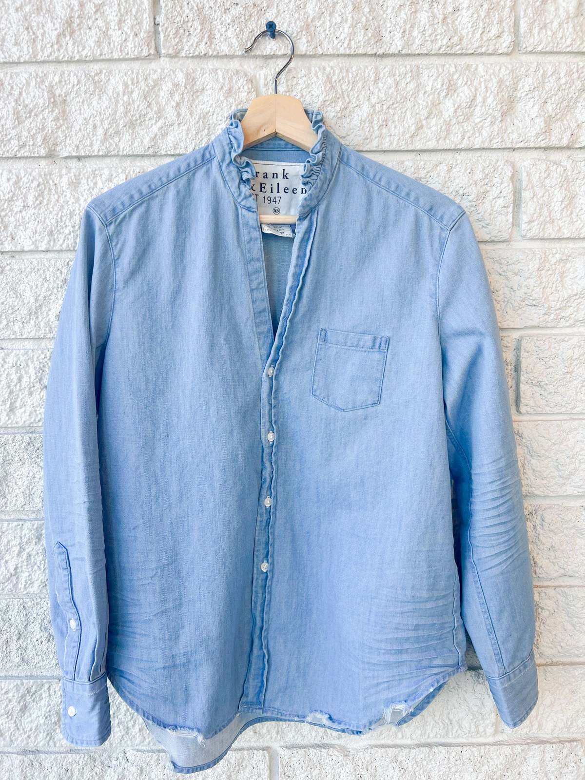 Frank & Eileen Relaxed Button-up Shirt - Classic Blue - Image 1 of 4
