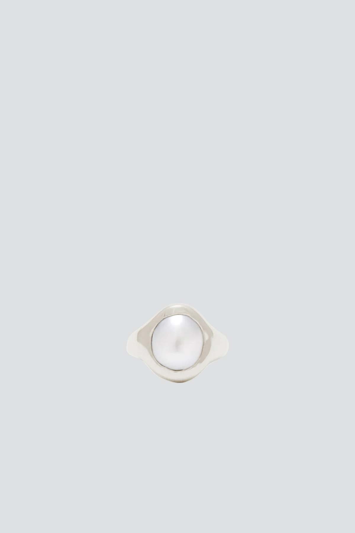 Hernán Herdez Sterling Silver Simple Pearl Ring - Image 1 of 3