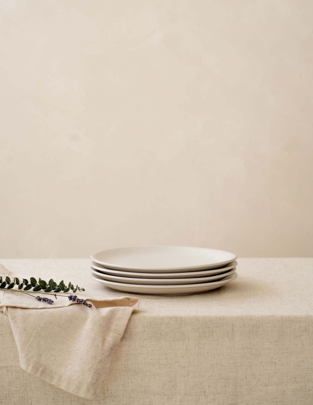 Hamkke The Grande Plate Set of 4 Non-Toxic Ceramic Dinner Plates - Image 2 of 6