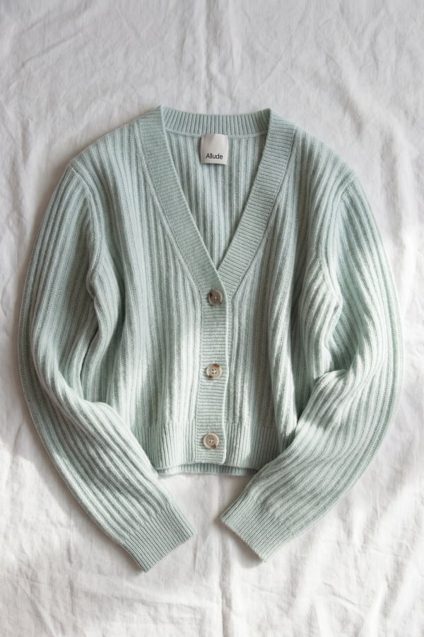 Allude Flower Milk Cardigan - Fleur De Sel