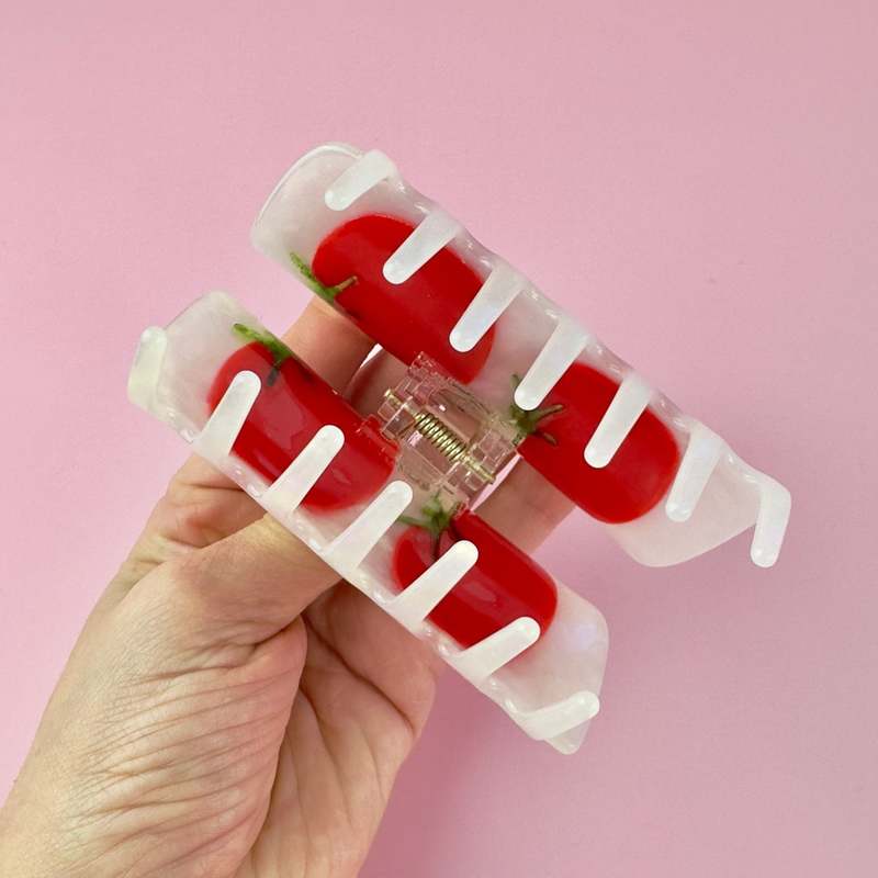 Centinelle Tomatoes Hair Claw