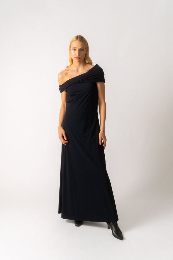 Róhe Rhe Black Off-The-Shoulder Maxi Dress