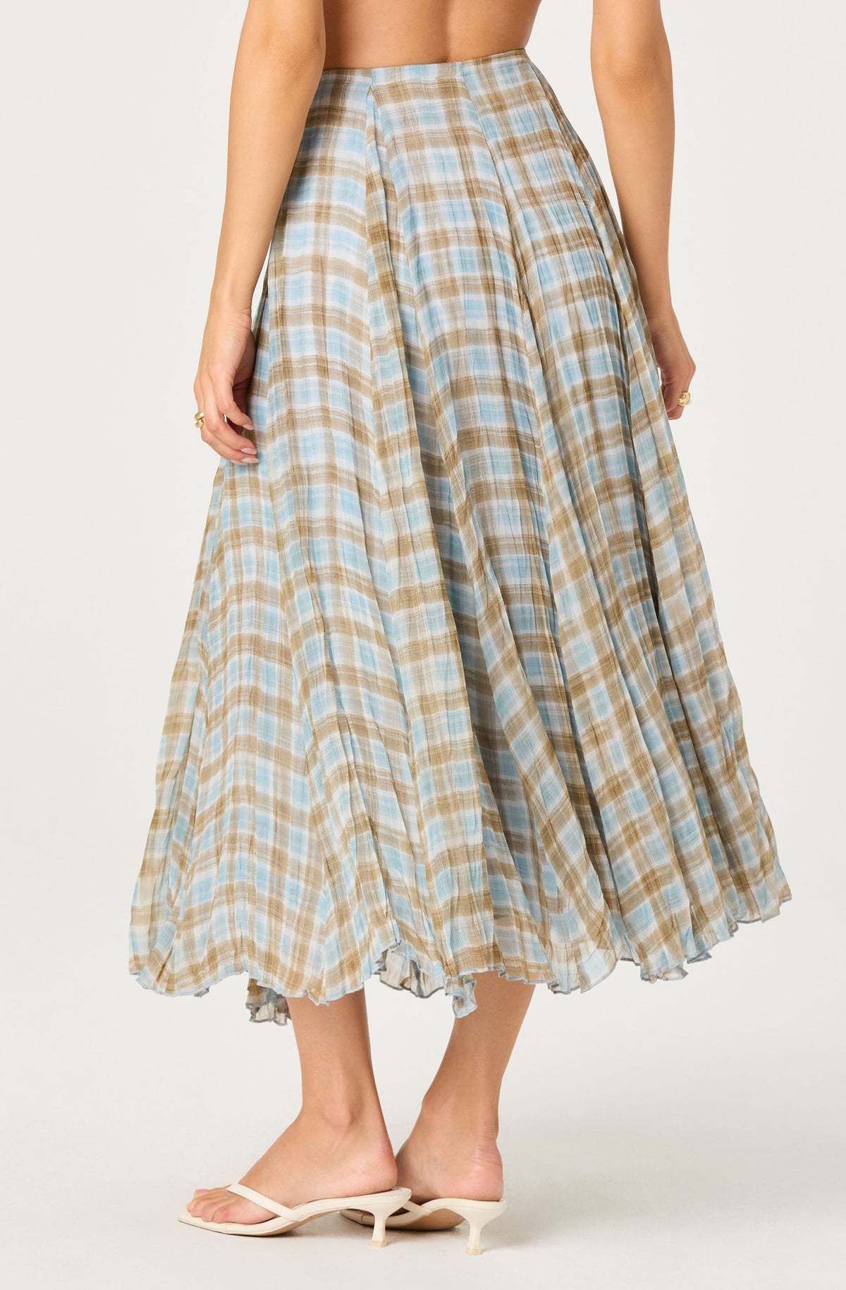 ASTR The Label Fiori Pleated Maxi Skirt - Image 4 of 4