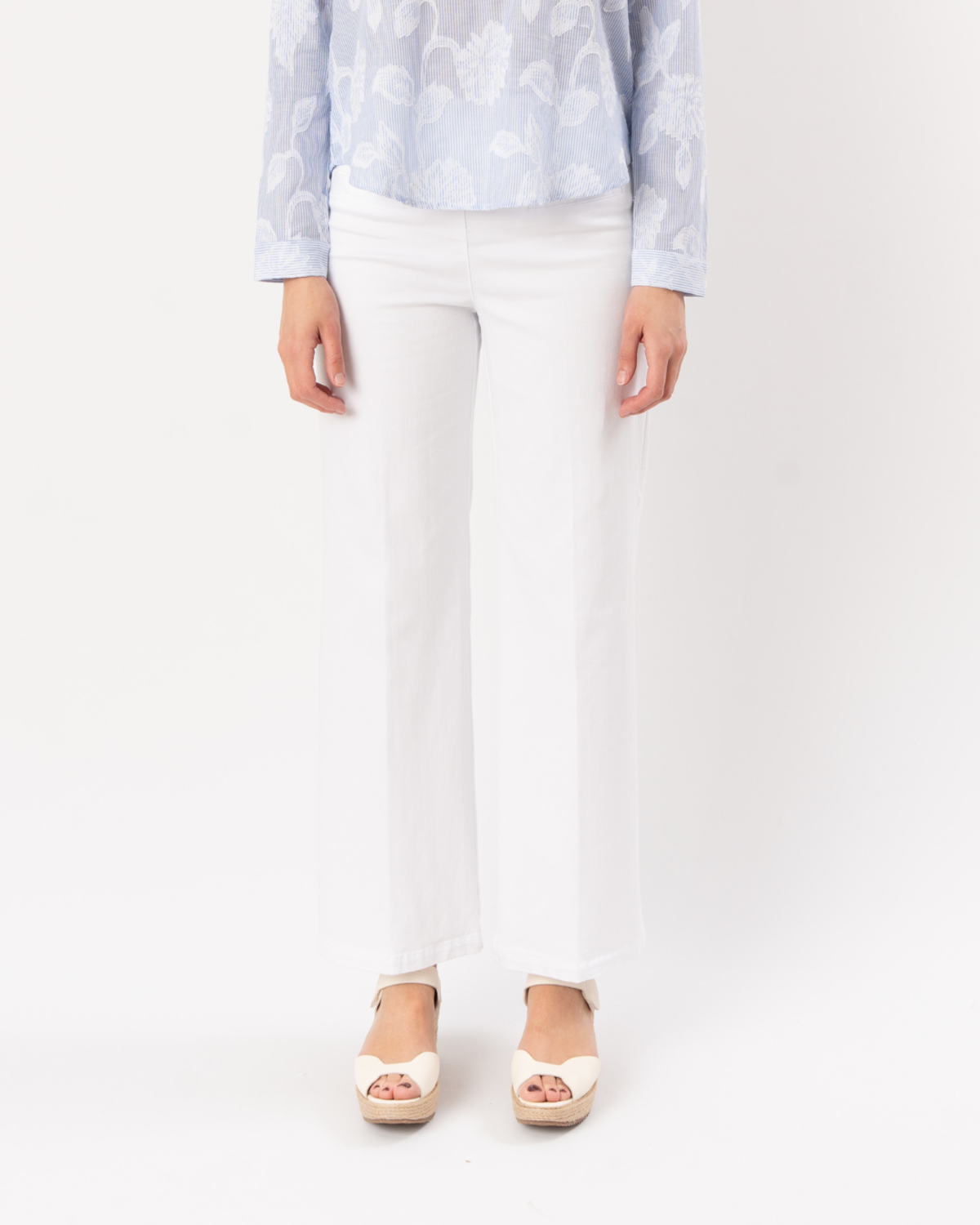 ELLIOTT LAUREN Welt Pocket Wide Leg Pant - White - Image 1 of 5