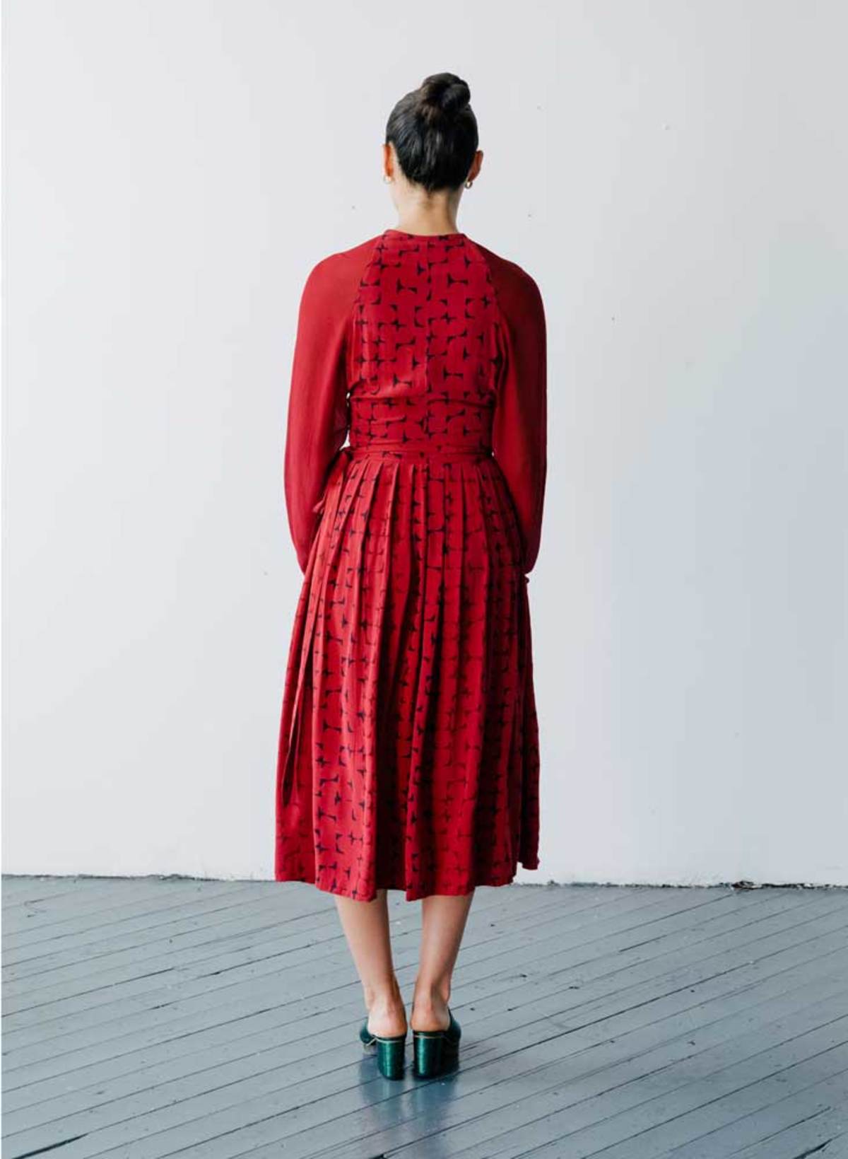 Seek Collective Rene Silk Crepe Dress - Vin mosaic print - Image 6 of 8