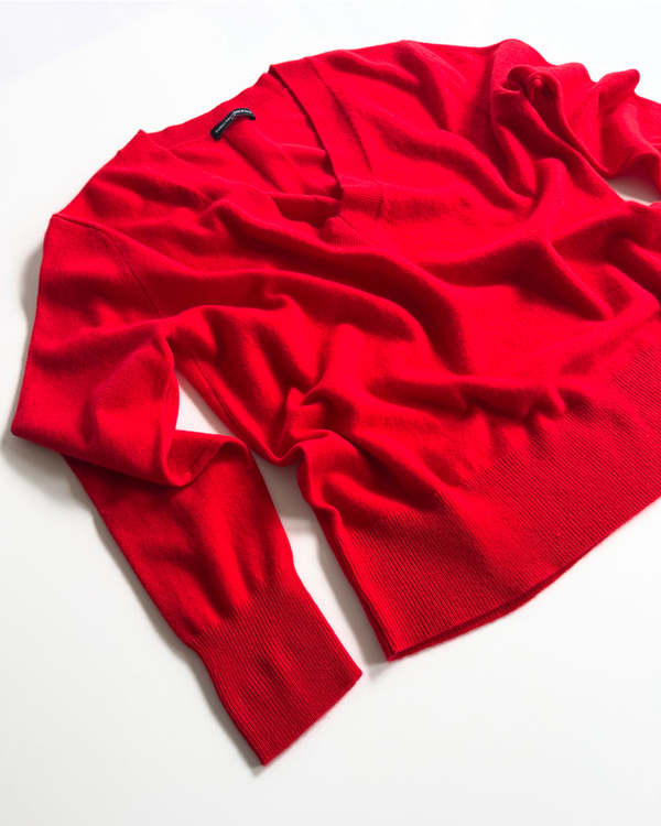 PURECASHMERE NYC Oversized V Neck Sweater - Red