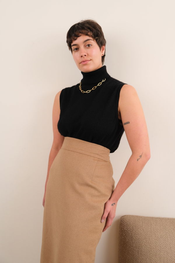 Hermine Vintage 90s Noir Cashmere Sleeveless Turtleneck Sweater - Black