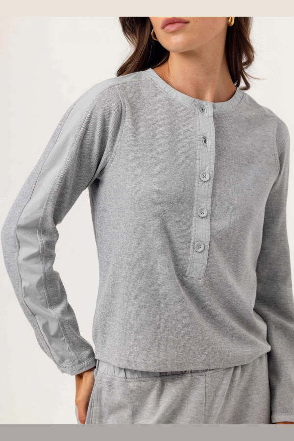 We Are Sundays Sana Pullover Top