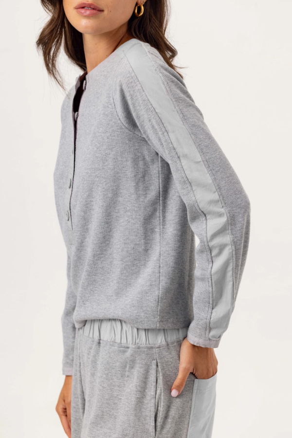 We Are Sundays Sana Pullover Top