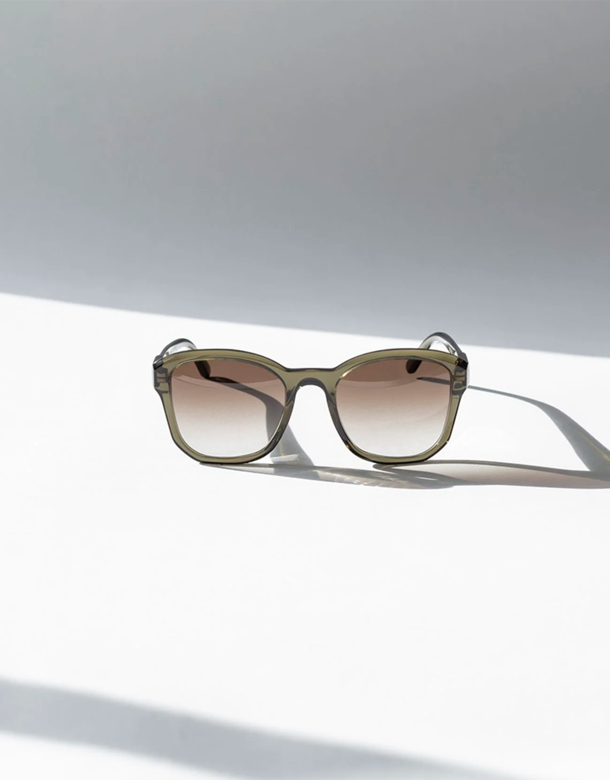 Eva Masaki BQE Turtle Sunglasses - Olive - Image 1 of 2