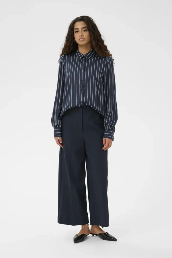 Soaked in Luxury SLLoana Shirt