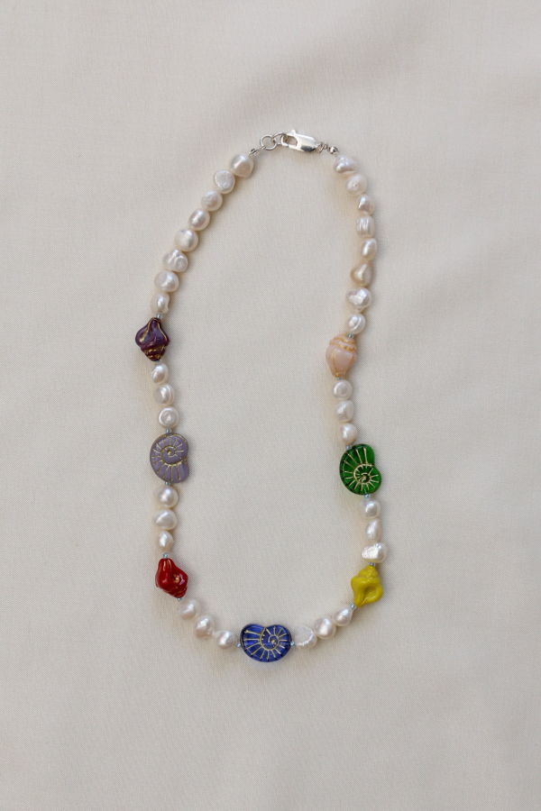 Par Moi Concha Necklace