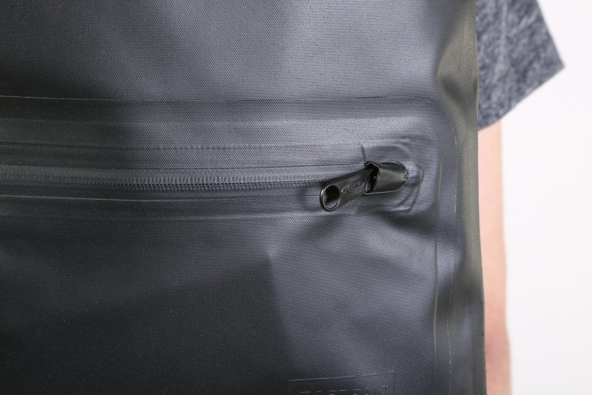 Eastpak Padded Pak'r Bag - Welded Black - Image 3 of 5