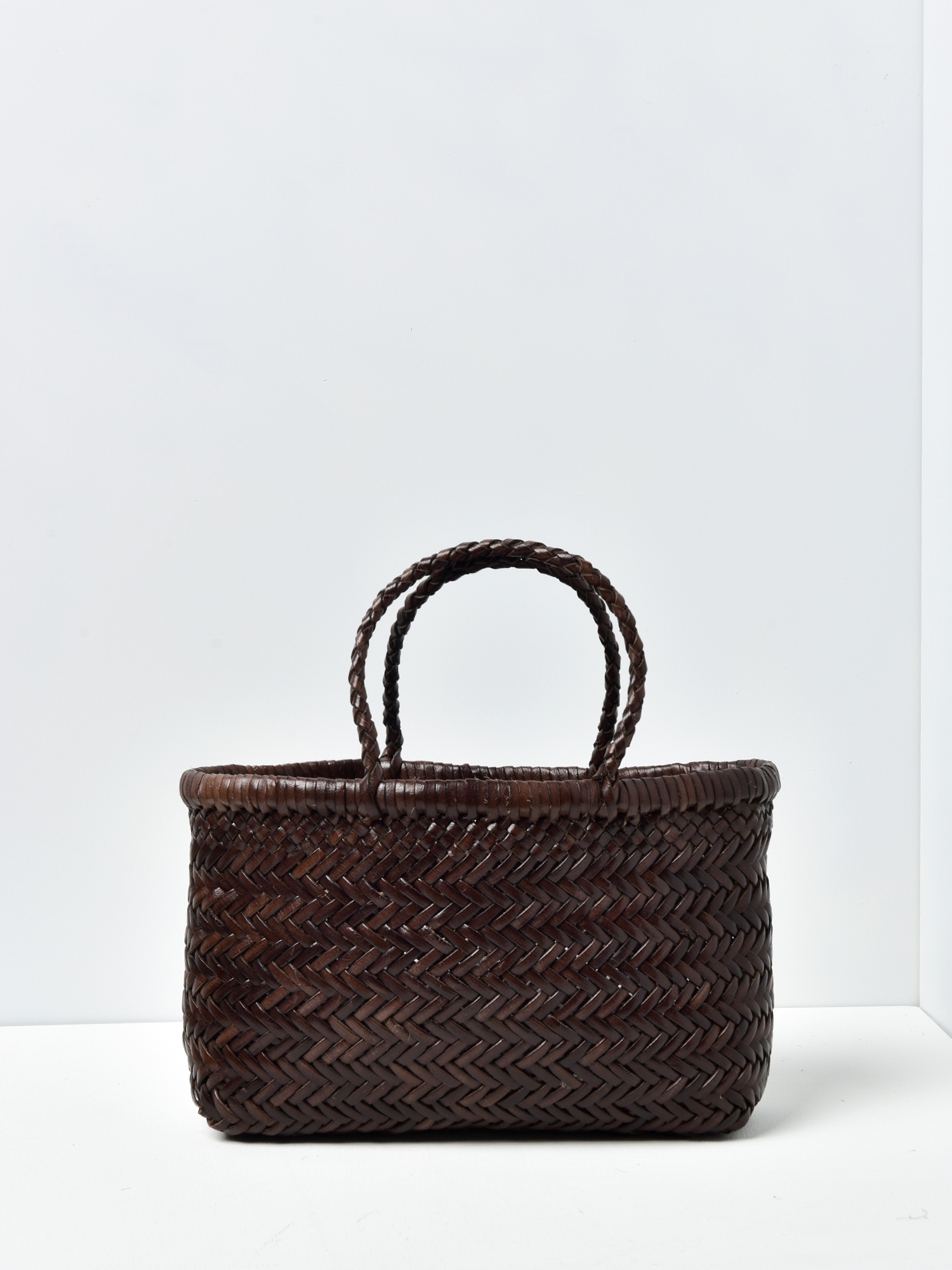 ★Dragon Diffusion★Mini Flat Gora★Dark Brown DRAGON DIFFUSION Mini Flat Gora Tote Bag | Brown | FARFETCH CA