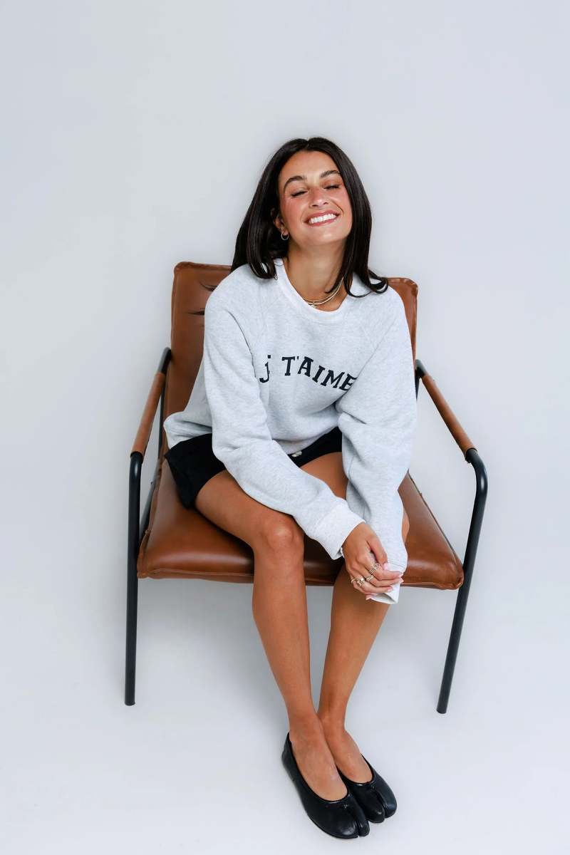 Sunny Somewhere Raglan Crew Sweatshirt - Je T'aime