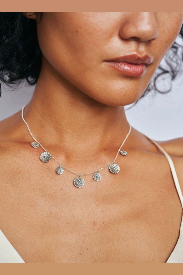 Meg Carina Hardy LP Shaker Necklace