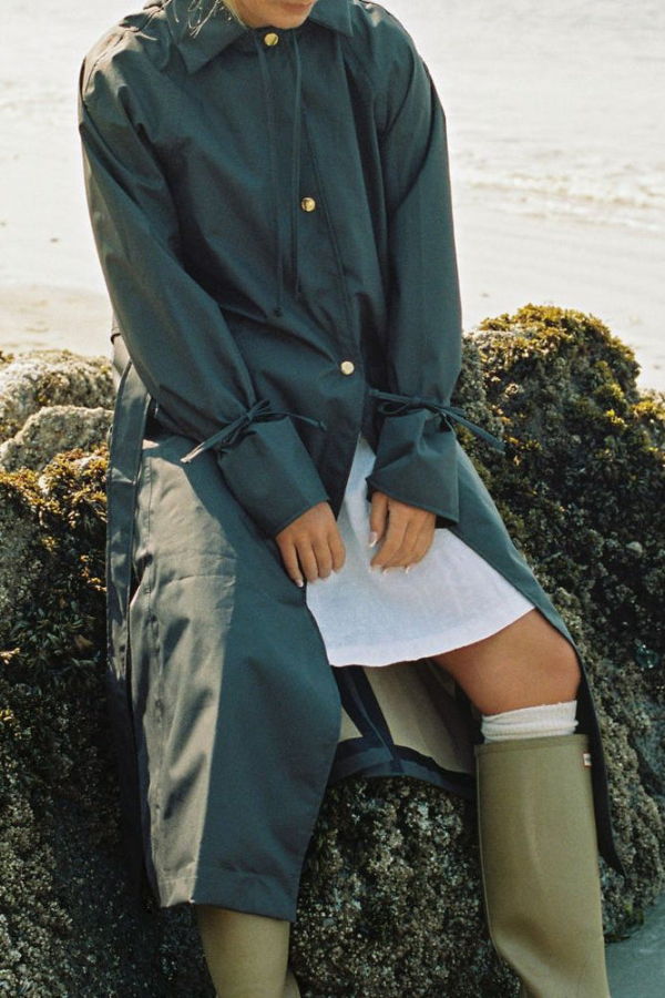 Faire Child Mackintosh Rain Coat - Obsidian