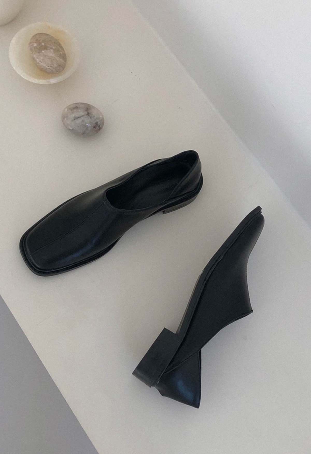 The NKC Store Indy Mule - Image 8 of 11