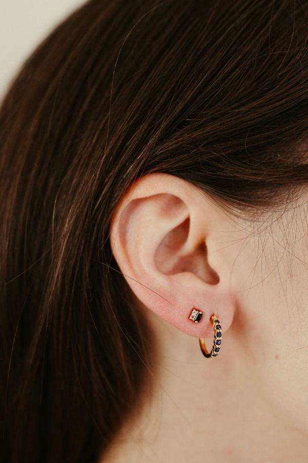 Sierra Winter Jewelry Karma Hoop Earrings - Blue Sapphire