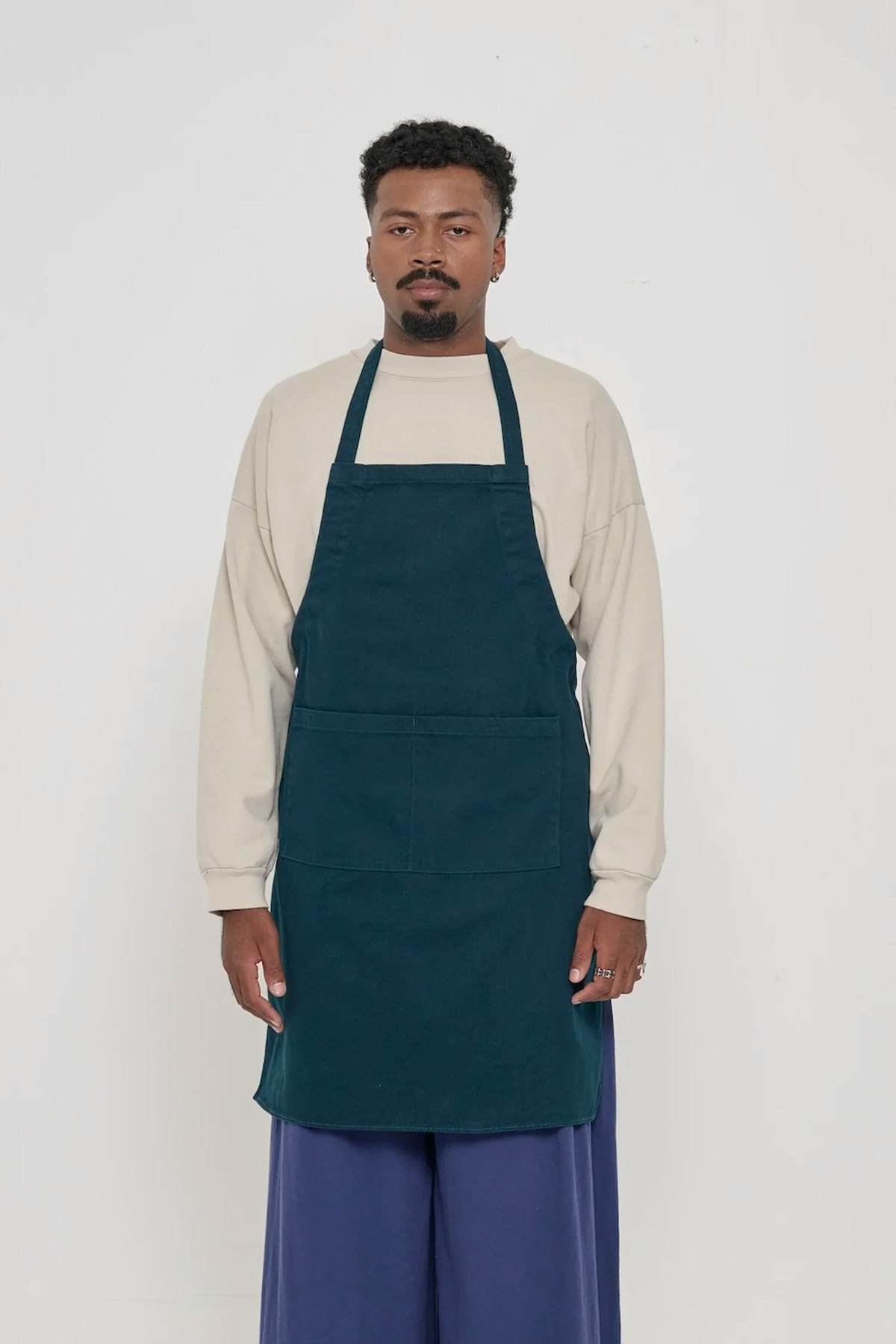 Everybody.World Apron - Image 3 of 7