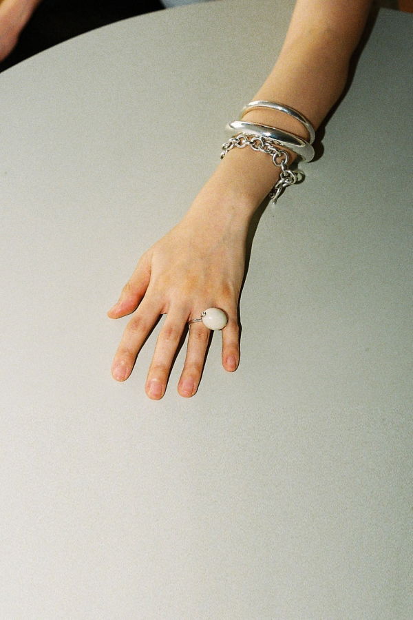 Annika Inez Large Stone Ellipse Ring - Silver/White Feldspar