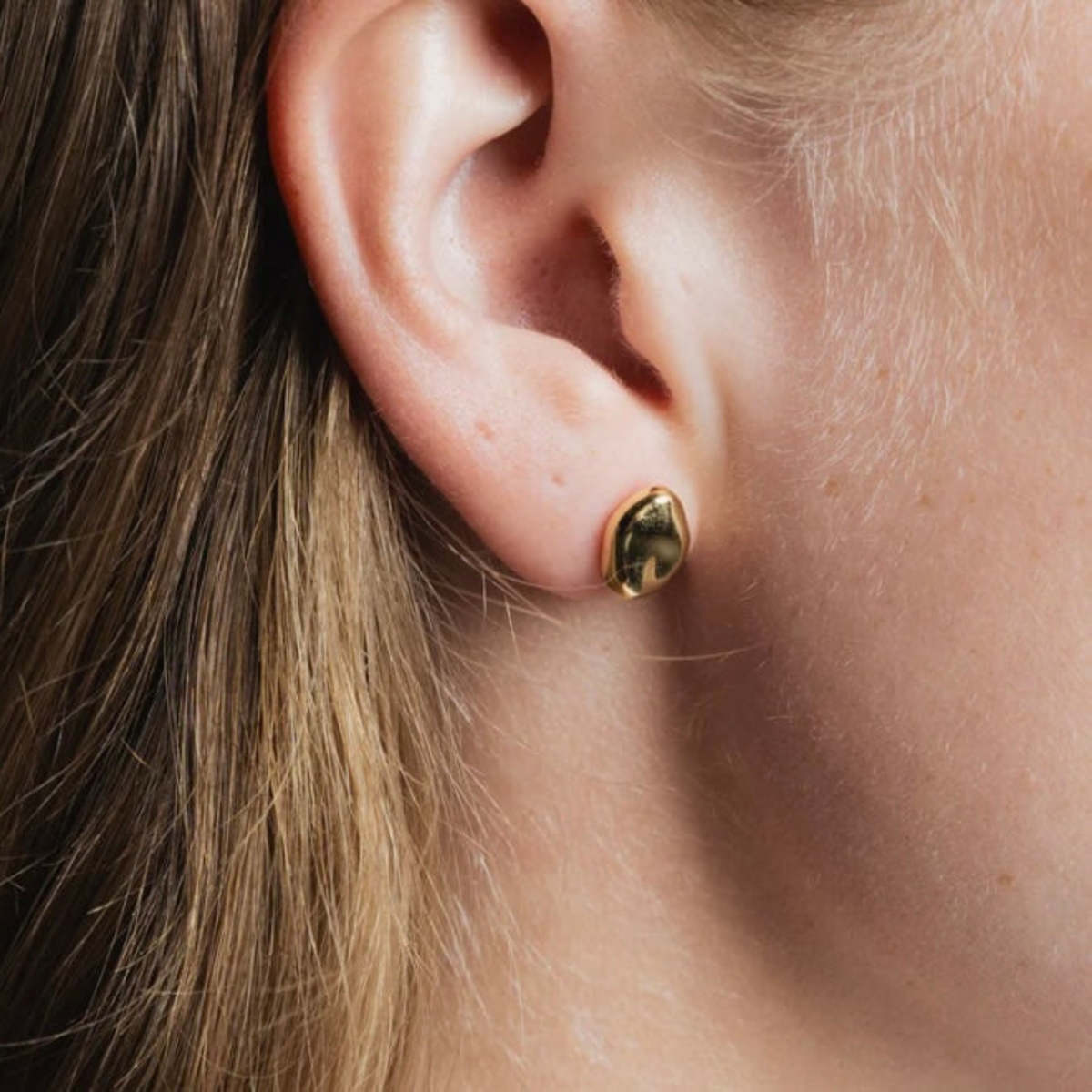 Wolf Circus Bean Stud Earrings - Image 3 of 4