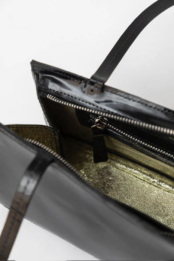 Delfina Gue Hotdog Shoulder Bag - Black