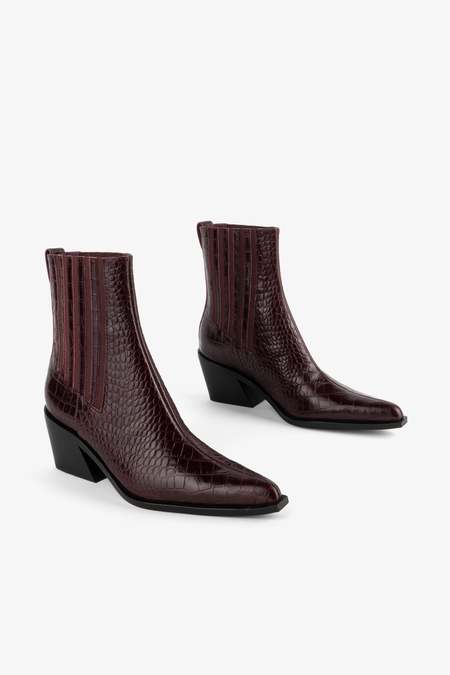 SERAPIS Dust-Treated Wellington Boots | Garmentory