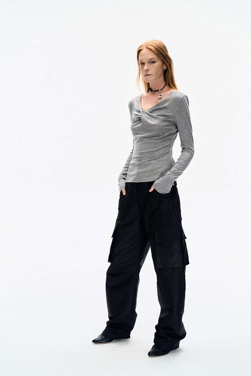 YIBRI Satin-Finish Cargo Trousers