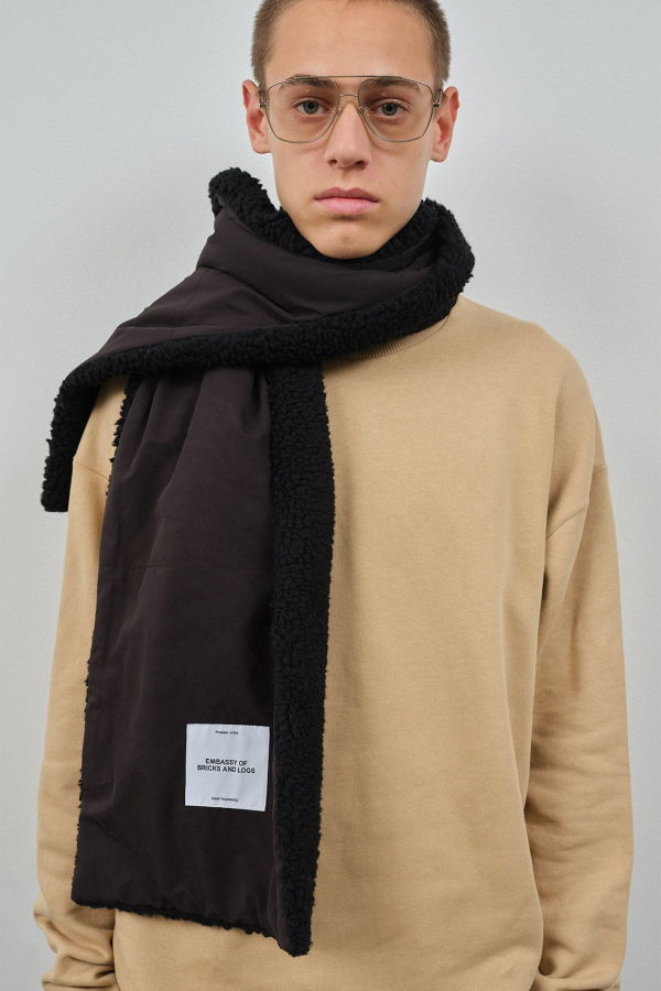Embassy of Bricks & Logs Bayonne Sherpa Scarf - Black