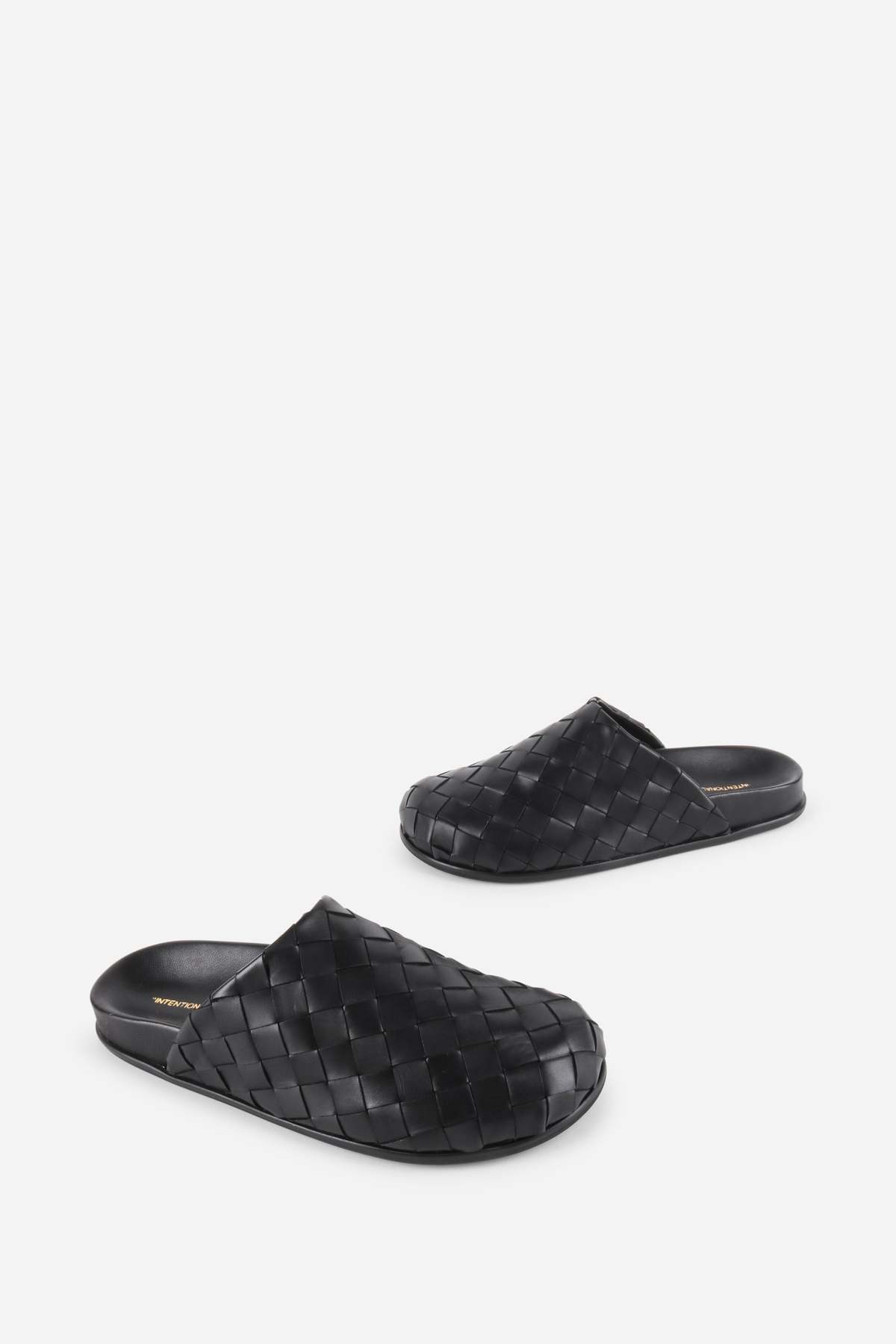 "INTENTIONALLY __________." Aggie Slip On Mule - Image 9 of 12