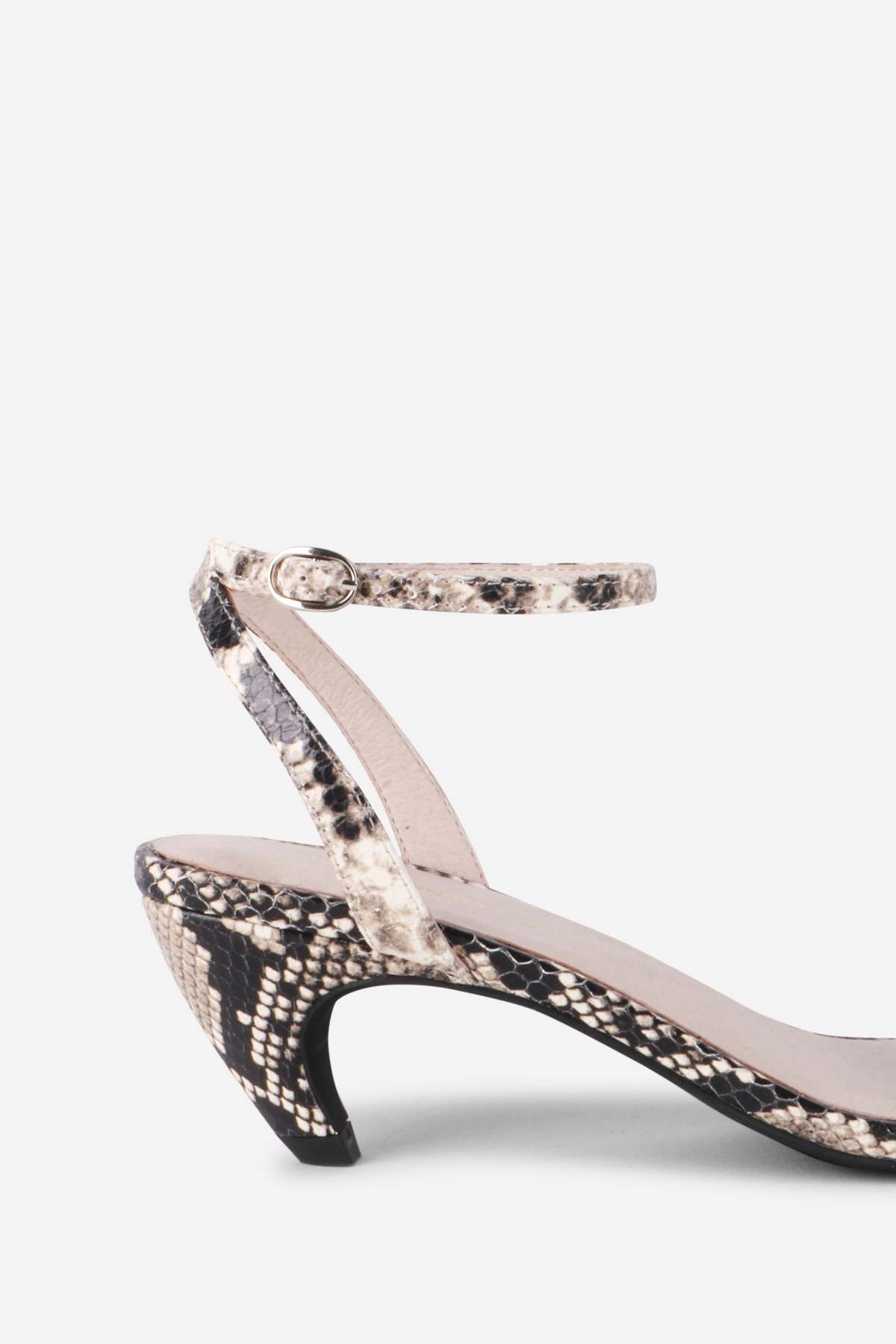INTENTIONALLY __________. Liani Heel - Image 6 of 11