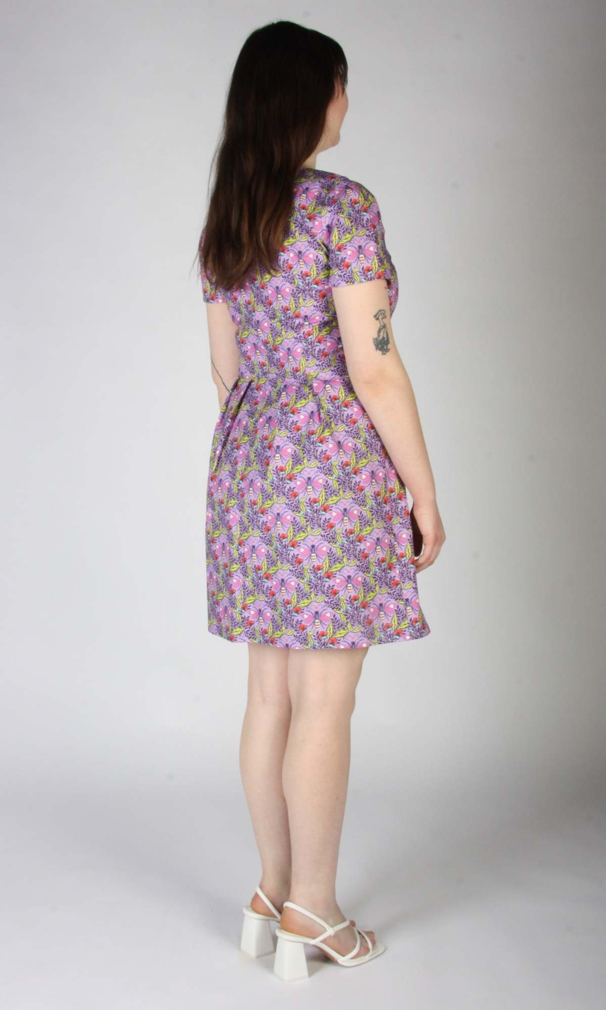 Birds of North America Engoulevent Dress - Love Bugs - Image 11 of 12