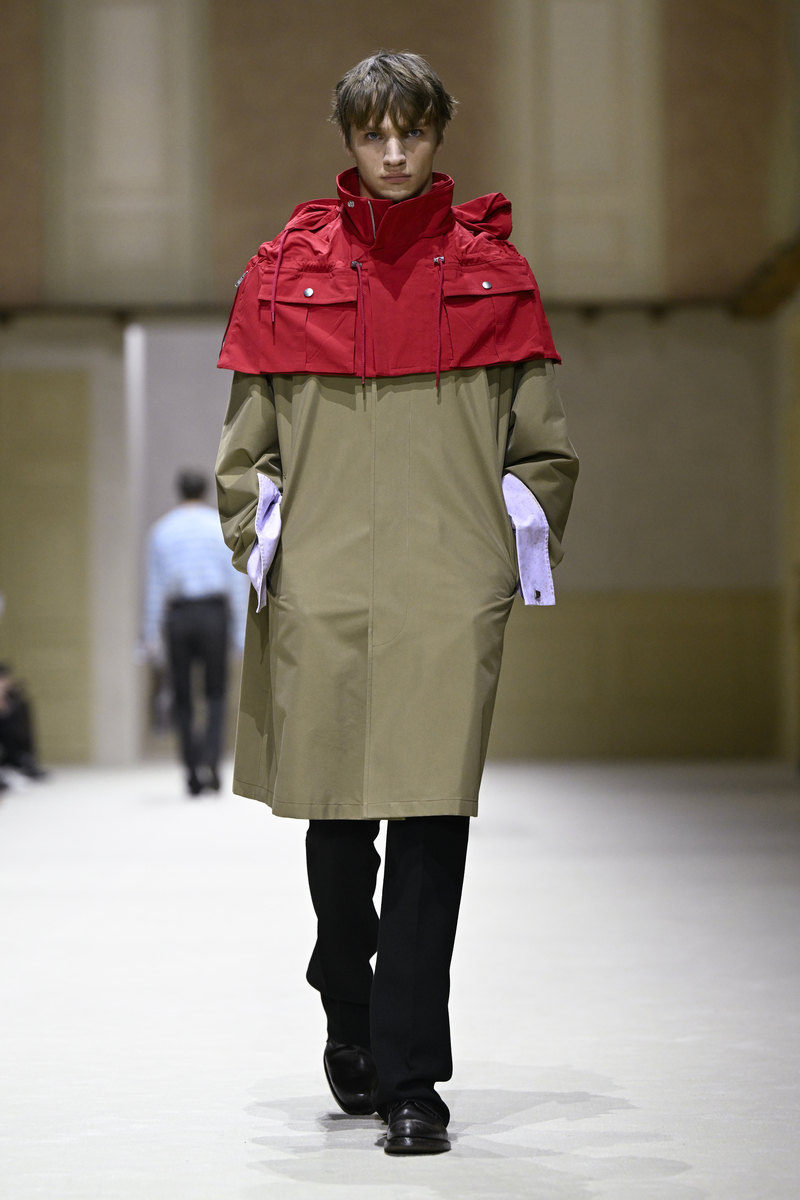 Workwear-endures-20260206012332