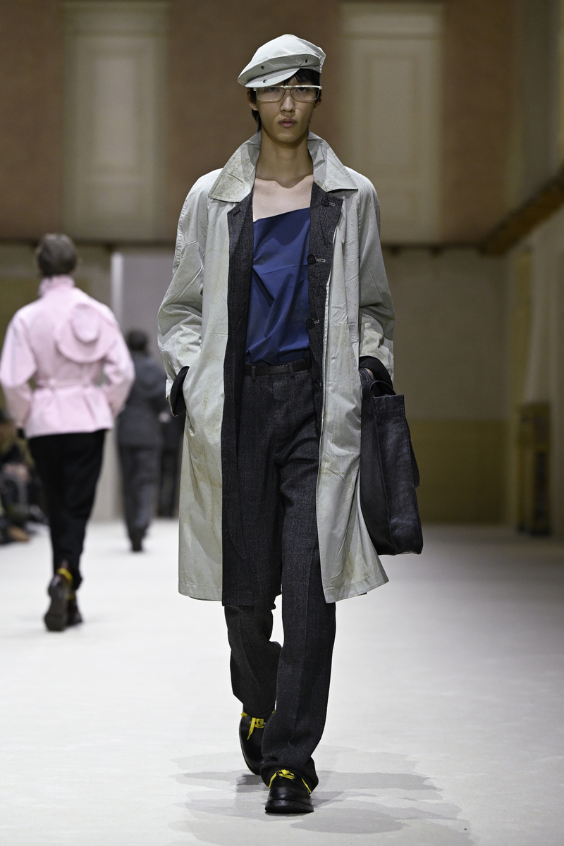 Workwear-endures-20260206013428