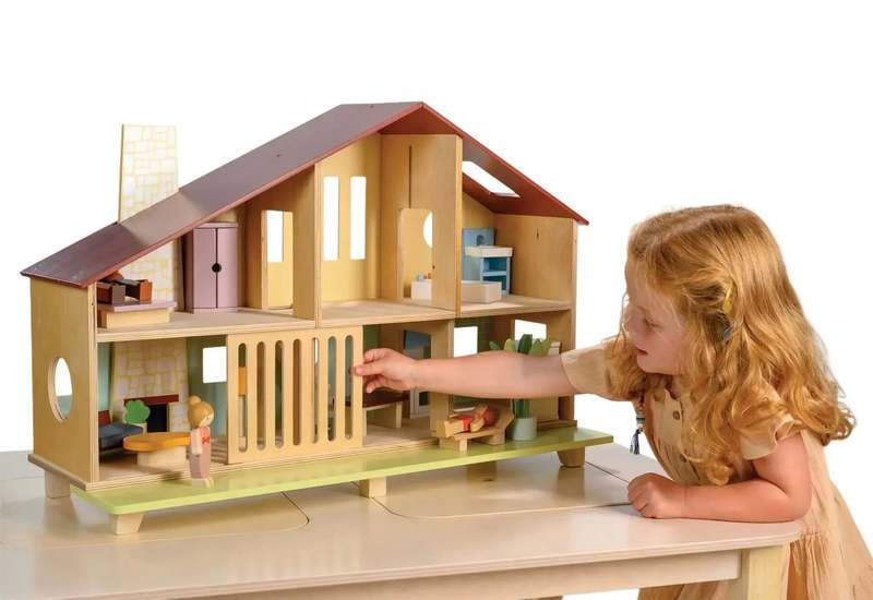Mentari Toys Cedar Chalet Dollhouse