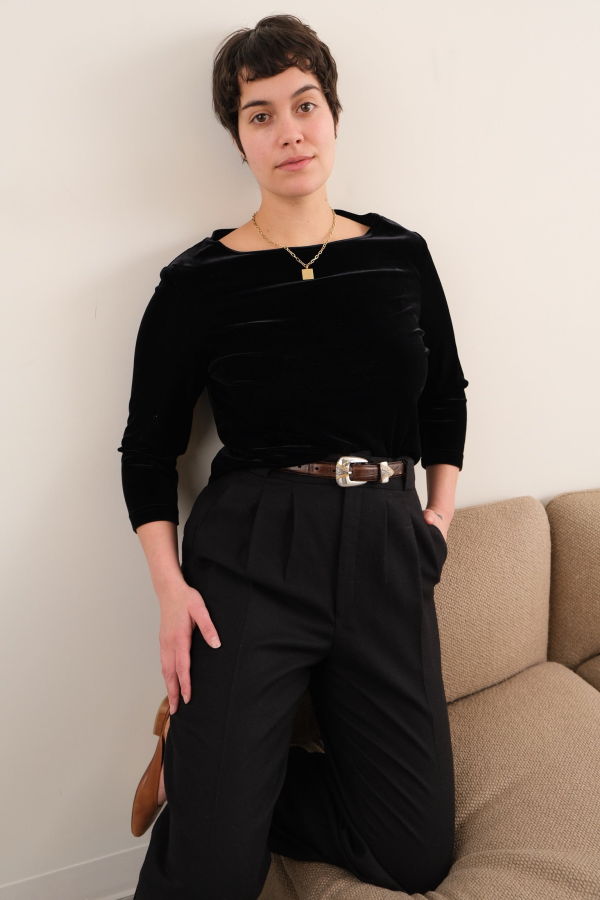 Hermine Vintage Raven Velvet Boatneck Three-Quarter Sleeve Top - Black