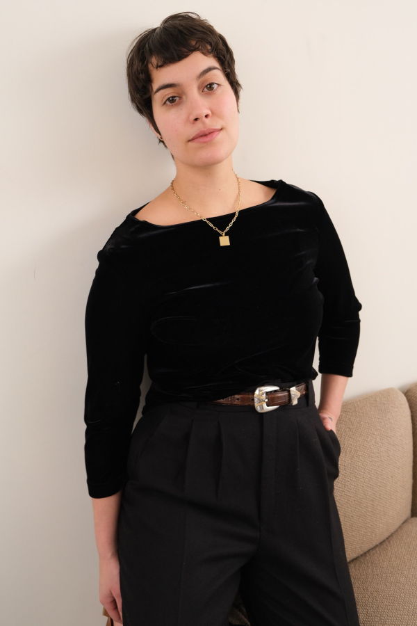 Hermine Vintage Raven Velvet Boatneck Three-Quarter Sleeve Top - Black