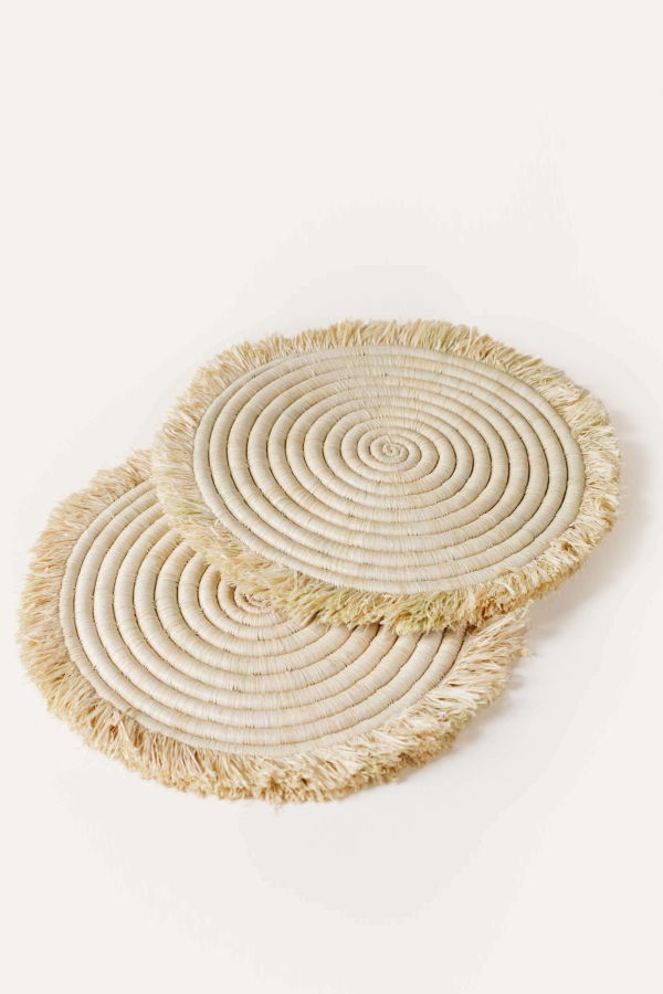 Indego Africa Raffia Fringe Placemat - Mixed Black/Natural