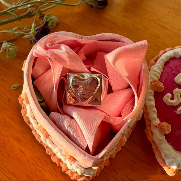 Wild Silver Pillow Heart Ring - Silver