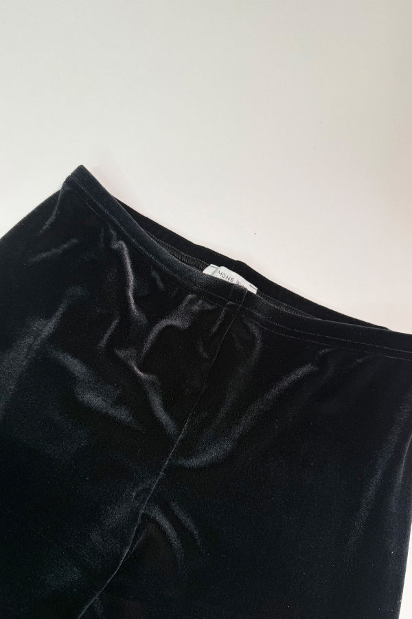Simone Wild Velvet Pedal Pants - Black